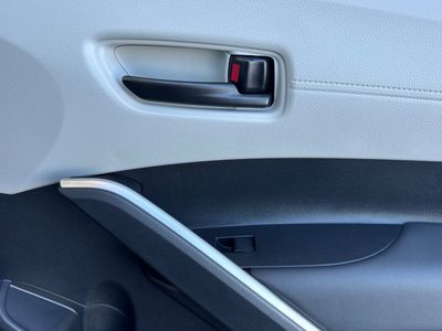 2026 Toyota Corolla Cross — photo 18 view