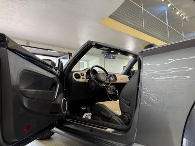 2019 Volkswagen Beetle Convertible - Photo 10