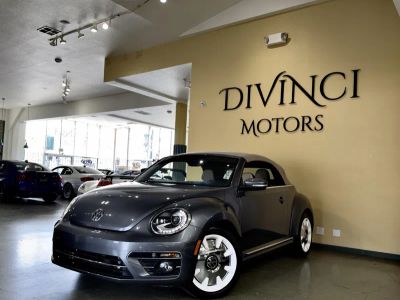 2019 Volkswagen Beetle Convertible - Photo 2
