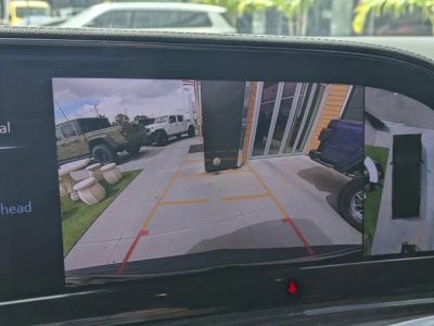 2023 Cadillac Escalade — photo 17 view