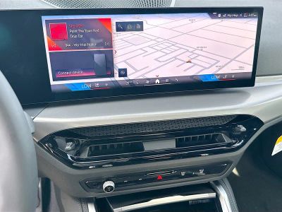 2026 BMW 2 Series — photo 11 view