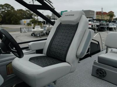 2025 Harris 230 Solstice - Photo 15