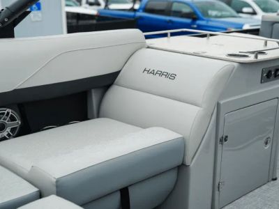 2025 Harris 230 Solstice - Photo 9