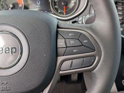 2022 Jeep Cherokee - Photo 16