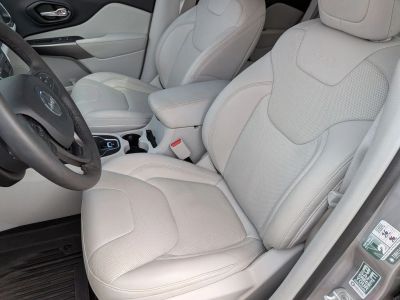2022 Jeep Cherokee - Photo 11