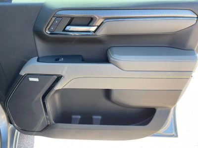 2023 Chevrolet Silverado 1500 — photo 11 view