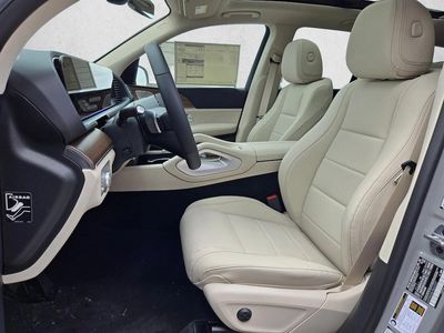 2026 Mercedes-Benz GLE 450 — interior view