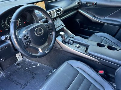 2015 Lexus IS 250 - Photo 11