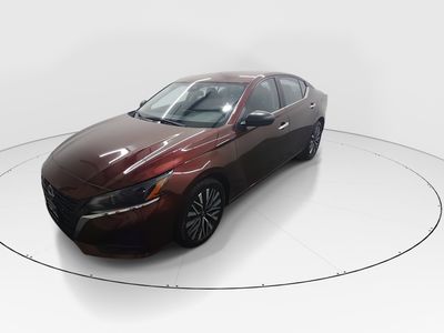 2024 Nissan Altima - Photo 3