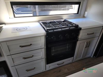 2026 Brinkley Model Z - Photo 17