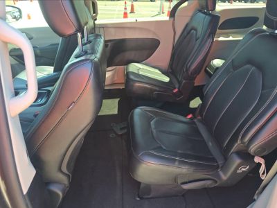 2023 Chrysler Pacifica - Photo 7