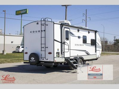 2025 Cougar Half-Ton 22RBS - Photo 9