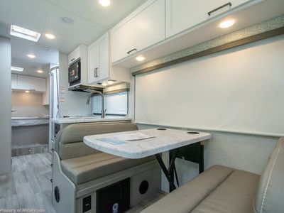 2026 Thor Motor Coach Four Winds - Photo 11