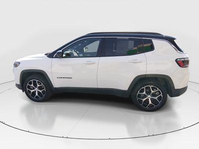 2024 Jeep Compass - Photo 4