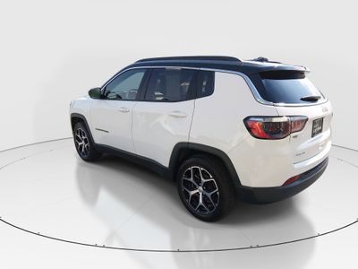 2024 Jeep Compass - Photo 5