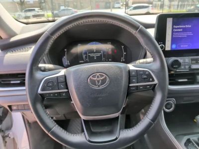 2024 Toyota Grand Highlander — photo 18 view
