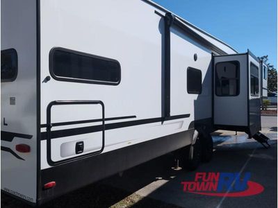 2026 Coachmen RV Chaparral - Photo 6