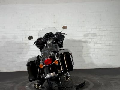 2025 Harley-Davidson Road Glide Police - Photo 4