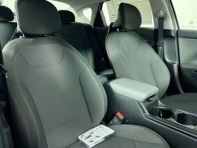 2026 Kia K4 — photo 32 view
