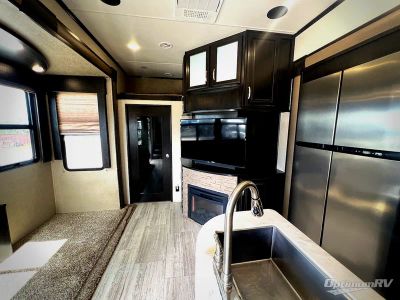 2016 Grand Design Momentum M-Class - Photo 4