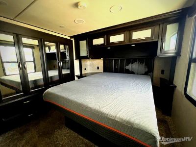 2016 Grand Design Momentum M-Class - Photo 17