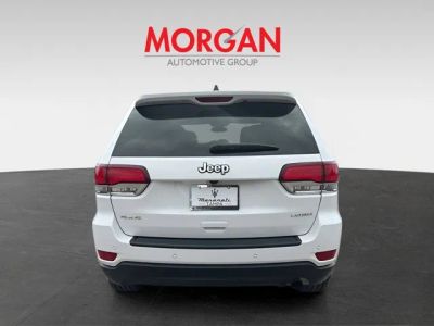 2022 Jeep Grand Cherokee WK — interior view