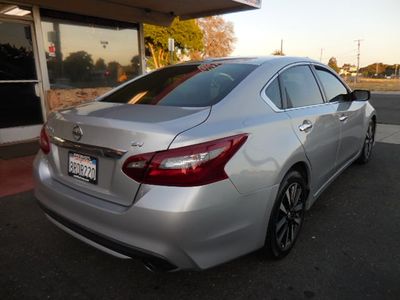 2018 Nissan Altima - Photo 3