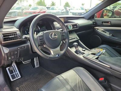 2017 Lexus RC F — photo 18 view