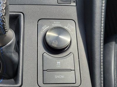 2017 Lexus RC F — photo 30 view