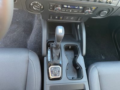 2026 Nissan Frontier — photo 14 view