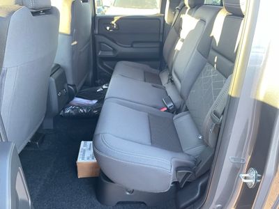 2026 Nissan Frontier — photo 15 view
