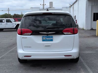 2024 Chrysler Voyager - Photo 4