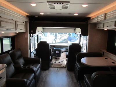 2023 Jayco PRECEPT - Photo 3
