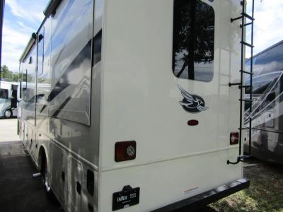 2023 Jayco PRECEPT - Photo 29