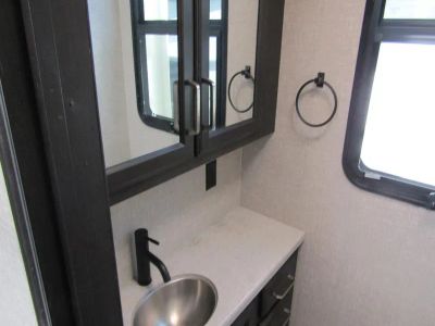 2023 Jayco PRECEPT - Photo 17
