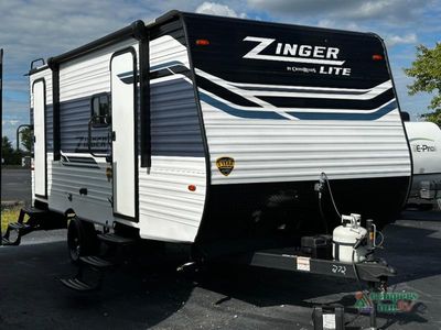 2023 CrossRoads RV Zinger - Photo 1