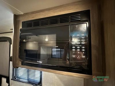 2023 CrossRoads RV Zinger - Photo 24