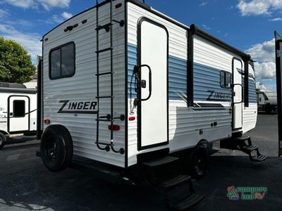2023 CrossRoads RV Zinger - Photo 9