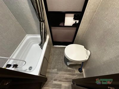 2023 CrossRoads RV Zinger - Photo 34