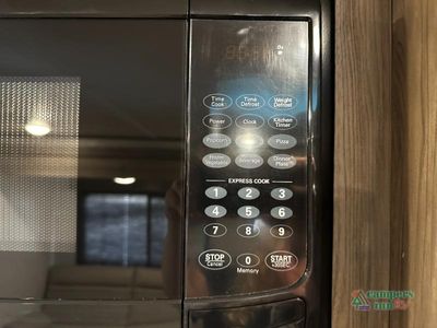 2023 CrossRoads RV Zinger - Photo 25