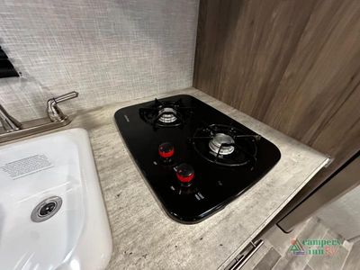 2023 CrossRoads RV Zinger - Photo 23