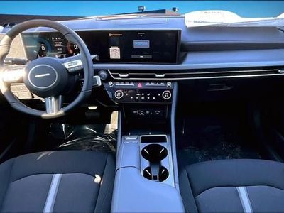 2026 Hyundai Sonata - Photo 2
