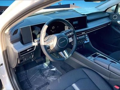 2026 Hyundai Sonata - Photo 3