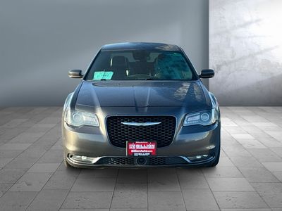 2018 Chrysler 300 — side profile view