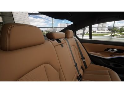 2026 BMW 3 Series - Photo 12