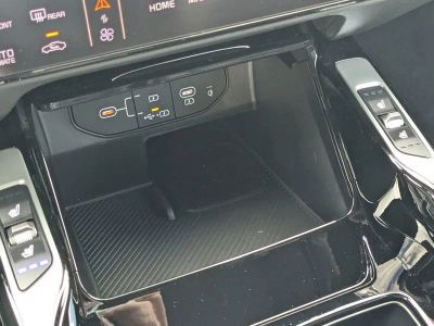 2026 Kia Sorento Hybrid — photo 28 view
