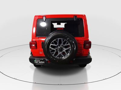 2025 Jeep Wrangler - Photo 6