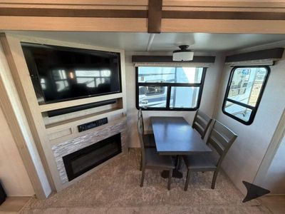 2021 Forest River RV Rockwood Signature Ultra Lite - Photo 14