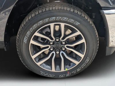 2026 Ram 1500 — photo 9 view
