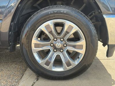 2020 RAM 1500 - Photo 9
